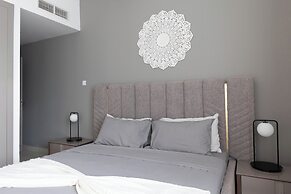 Handsome 1BR in Armada Tower 3