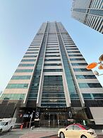 Handsome 1BR in Armada Tower 3