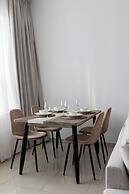 Handsome 1BR in Armada Tower 3