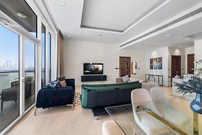 Waves - Palm Jumeirah Apt with Balco