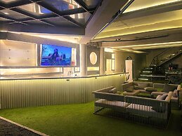 EleMYNT LifeStyle Hotel