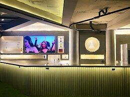 EleMYNT LifeStyle Hotel