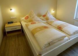 Holiday Apartment Gordingstek