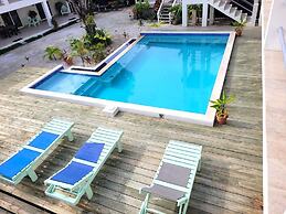 Ashton Court Belize