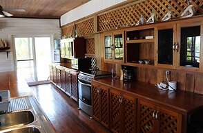 Ashton Court Belize