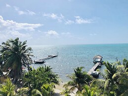Ashton Court Belize