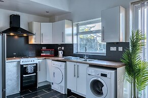 Manchester Gem - Spacious 3 Bedroom House