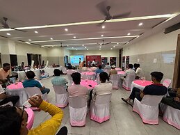 HOTEL SHRI SHRINIVAS RESIDENCY