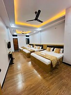 Hotel Advika