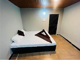 Hotel Advika