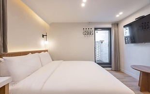 H-AVENUE HOTEL HAEUNDAE