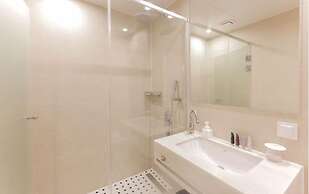 H-AVENUE HOTEL HAEUNDAE