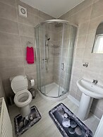 Cozy Burnley Retreat - 3 Beds