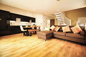 1 Bed Cottage - Plus Sofa Bed - Sleeps 4 - Pets