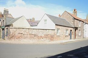 1 Bed Cottage - Plus Sofa Bed - Sleeps 4 - Pets