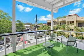 Surfo House