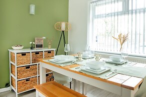 Charming 3 bed House in Wollaton, Nottingham
