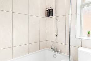 Charming 3 bed House in Wollaton, Nottingham