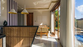 Vil'Latu - 3 Bedrooms Private Pool Villa.