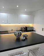 Beautiful Apartment Close to the Galeries Lafayette