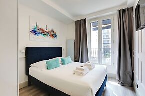 Modern Apartment & Terrace - 2br/6p - Near Nation
