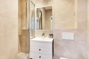 Amazing 2bd/6p apt With A/C - Bastille