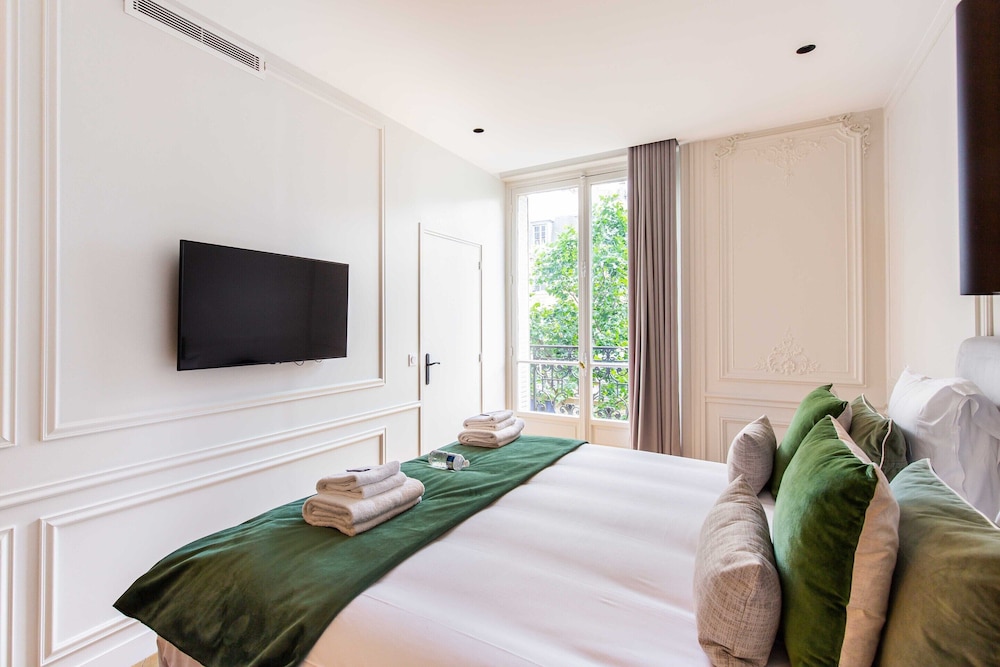 Modern Luxury Living in Gare de Lyon
