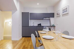 Modern Apartment - 2br/6p - Saint-ambroise