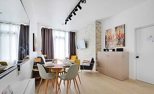 Intimate Flat w/ A/C & Jacuzzi - 2br/6p Montmartre