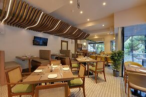 Galaxy Beacon Hotel