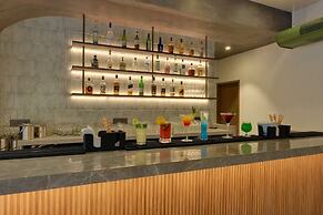 Galaxy Beacon Hotel