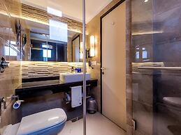 Galaxy Beacon Hotel