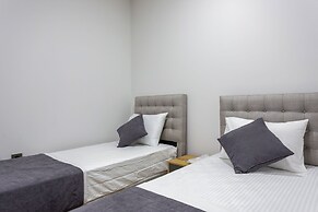 ATM Suite Hotel