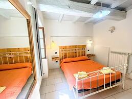 Spoleto Poolside - Sleeps 24