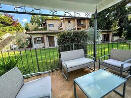 Spoleto Poolside - Sleeps 24