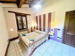 Spoleto Poolside - Sleeps 24