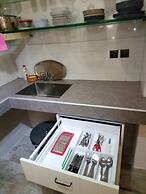 Downtown Apartment With Private Yard YR1