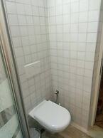 Downtown Apartment With Private Yard YR1