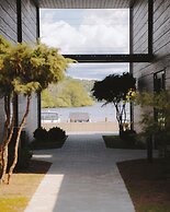 Season Hotel