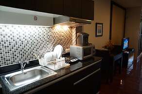 Eastpana 304(R1) Executive Residence