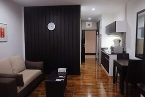 Eastpana 304(R1) Executive Residence