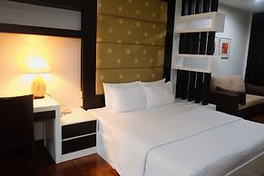 Eastpana 304(R1) Executive Residence