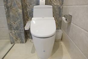 Eastpana 304(R1) Executive Residence