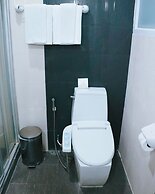 Eastpana 304(R1) Executive Residence