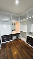 Eastpana 304(R1) Executive Residence