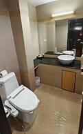 Eastpana 304(R1) Executive Residence