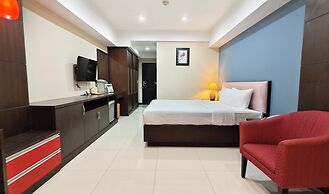 Eastpana 304(R1) Executive Residence