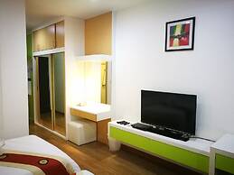 Eastpana 304(R1) Executive Residence