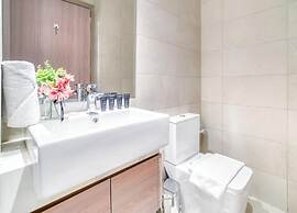 Spacious Azizi Riviera Studio
