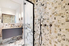 Sleek Apartment - 2bd/ 4P - Champs Elysees